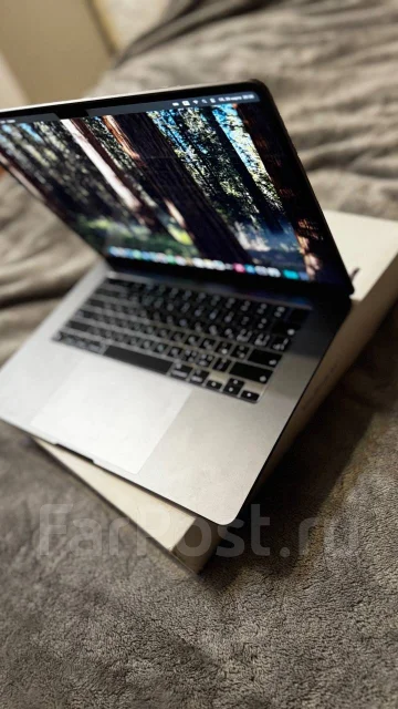 Apple MacBook Air 15 2023. 15.3", ��� 8 ��, ���� 512���, WiFi: 1, Bluetooth: 1, ����������� �� 12��. ����