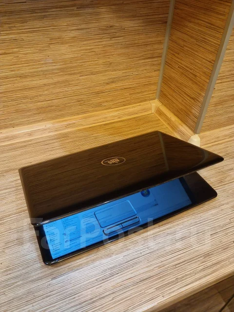 DNS. 17.3", ��� 8 ��, ���� 512���, WiFi: 1, Bluetooth: 1, ����������� �� 1��. ����
