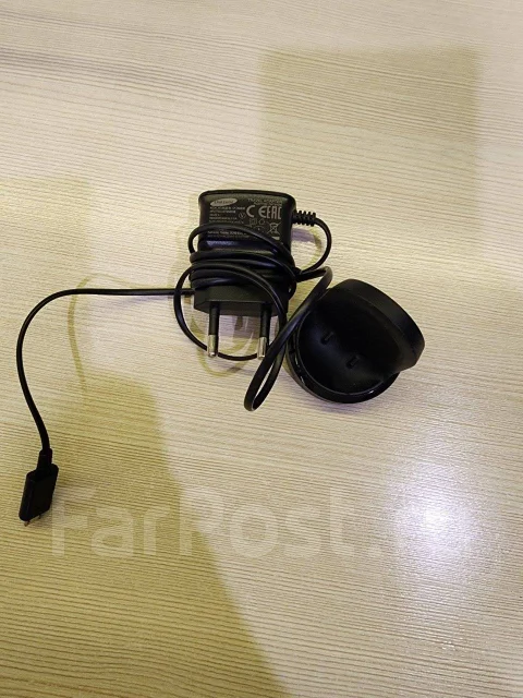Samsung Galaxy Watch. GPS, NFC ����