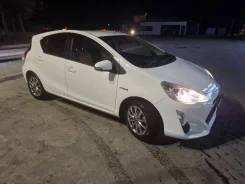Toyota Aqua. �������, ��������, 1.5 (83��.�.), ������, 187����. �� ����