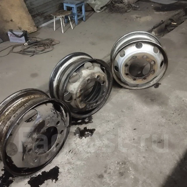 Akita. 8.25x22.5", 8x285, �� 220���. ����