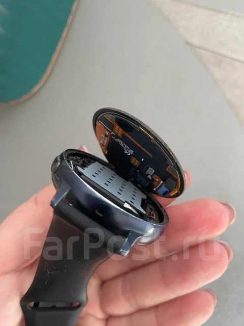 Samsung Galaxy Watch Active2 ����