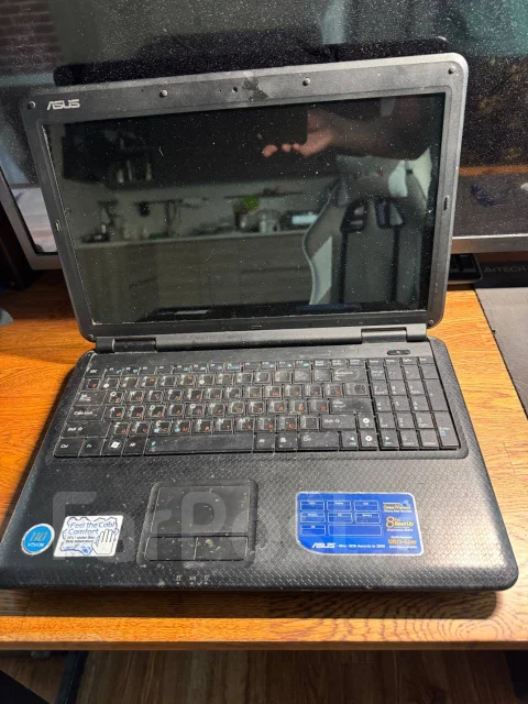 Asus K50C. 15.6", 1,2����, WiFi: 1, Bluetooth: 1 ����