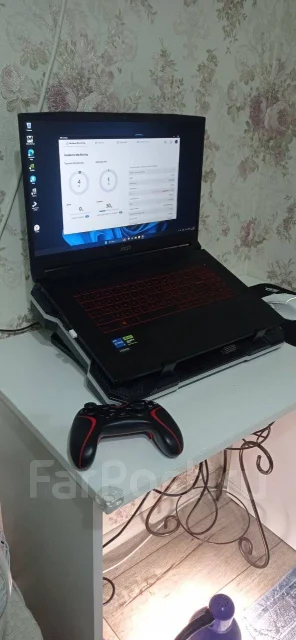 MSI Katana. 17.3", 2,5����, ��� 16 ��, ���� 256���, WiFi: 1, Bluetooth: 1, ����������� �� 4��. ����