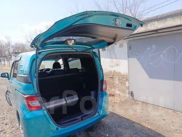 Honda Freed Spike. GB41401064 ����