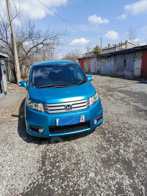 Honda Freed Spike. GB41401064 ����