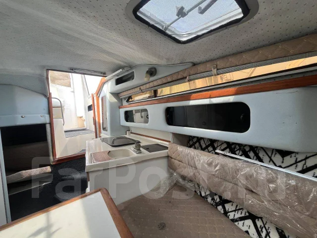 Searay Sundancer. 1995 ���, ����� 7,6��., ��������� ���������, 300��.�., ������ ����