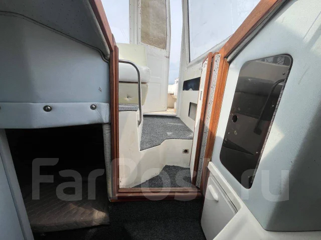 Searay Sundancer. 1995 ���, ����� 7,6��., ��������� ���������, 300��.�., ������ ����
