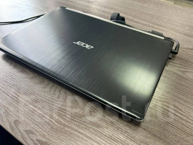 Acer Aspire. 15.6", 2,3����, ��� 8 ��, ���� 118���, WiFi: 1, Bluetooth: 1, ����������� �� 6��. ����