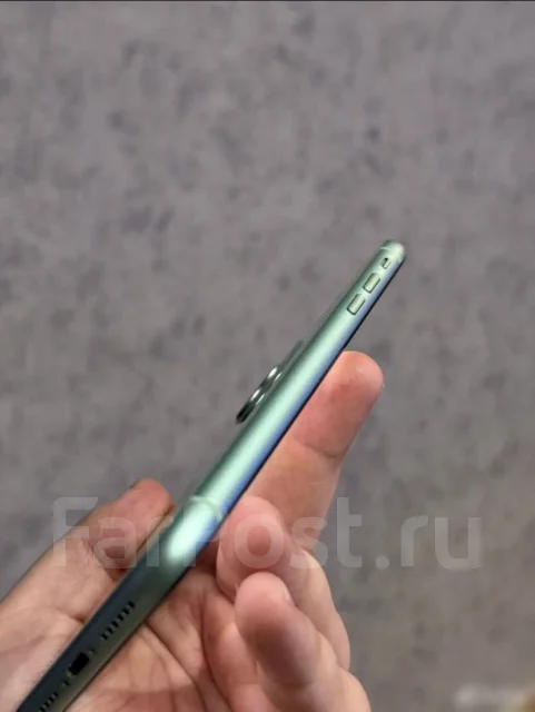 Apple iPhone 11. �����, 64 ��, �������, 4G LTE ����
