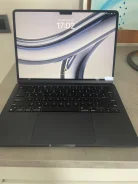 Apple MacBook Air 13 2024. 13.9", ��� 8 ��, ���� 256���, WiFi: 1, Bluetooth: 1, ����������� �� 18��. ����
