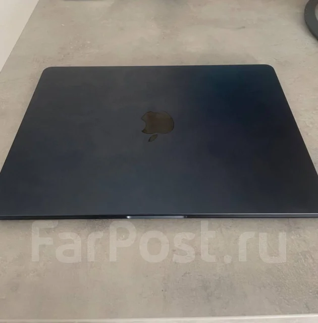 Apple MacBook Air 13 2024. 13.9", ��� 8 ��, ���� 256���, WiFi: 1, Bluetooth: 1, ����������� �� 18��. ����