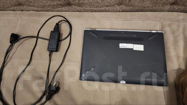 HP Pavilion x360 15-cr0000ur. 2,3����, ��� 4 ��, ���� 930���, WiFi: 1, Bluetooth: 1, ����������� �� 10��. ����