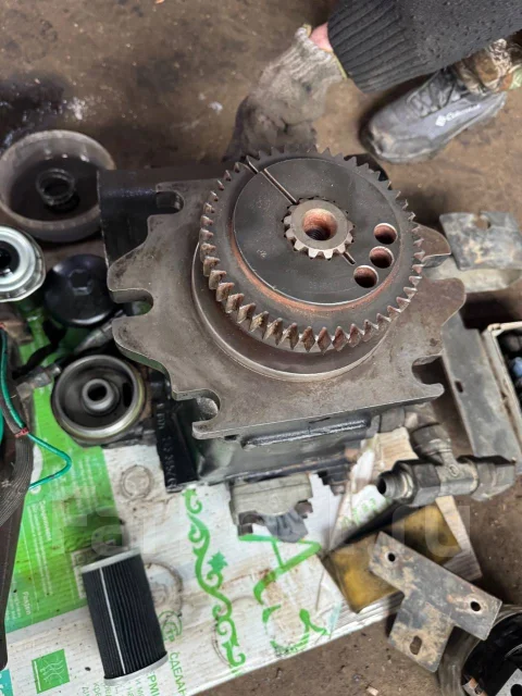 John Deere. 1210d ����