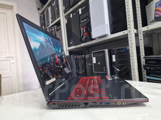 MSI GL63. 15.6", 4,1����, ��� 16 ��, ���� 1 256���, WiFi: 1, Bluetooth: 1, ����������� �� 3��. ����