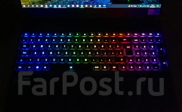 Gigabyte Aero. 15.6", 5,5����, ���� 1 000���, WiFi: 1, Bluetooth: 1, ����������� �� 8��. ����