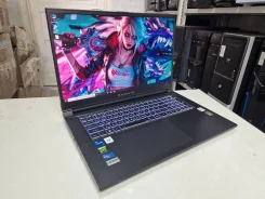 Machenike. 17.3", 4,6����, ��� 16 ��, ���� 512���, WiFi: 1, Bluetooth: 1, ����������� �� 3��. ����
