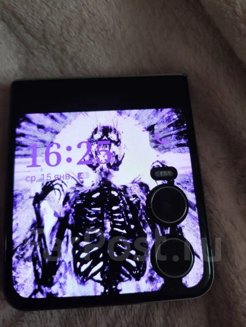 Tecno Phantom V Flip2. �/�, 256 ��, ���������, 5G, ����������, NFC ����