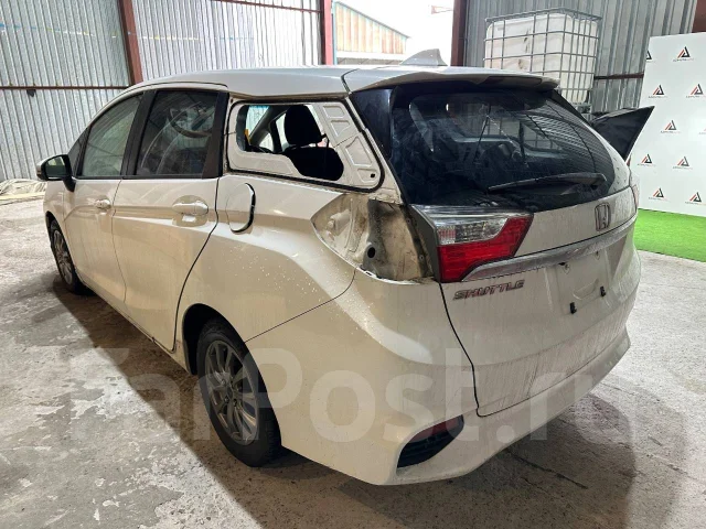 Honda Shuttle. GK8, L15B ����