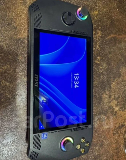 MSI Claw A1M ����