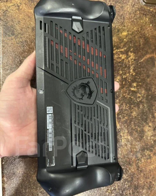 MSI Claw A1M ����