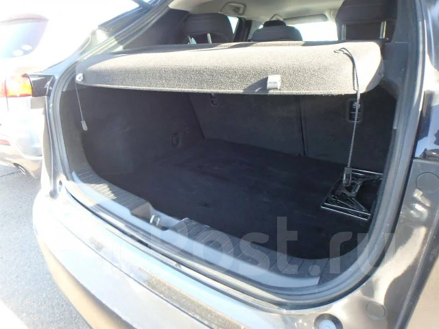 Mazda CX-30. DM8P, S8 ����