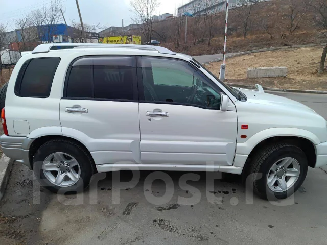 Suzuki Escudo. �������, 4wd, 2.0 (140��.�.), ������, 225 000����. �� ����
