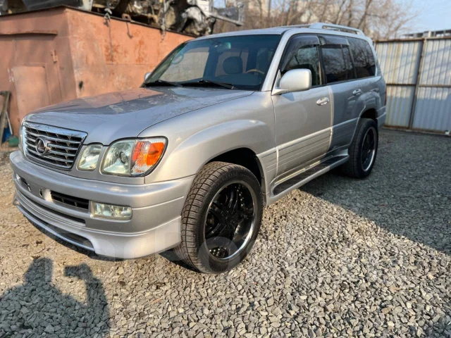 Lexus LX470 ����