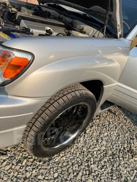 Lexus LX470 ����