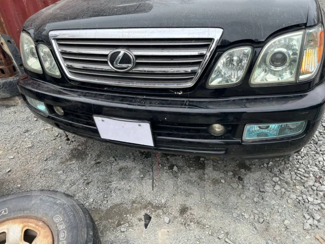 Lexus LX470 ����