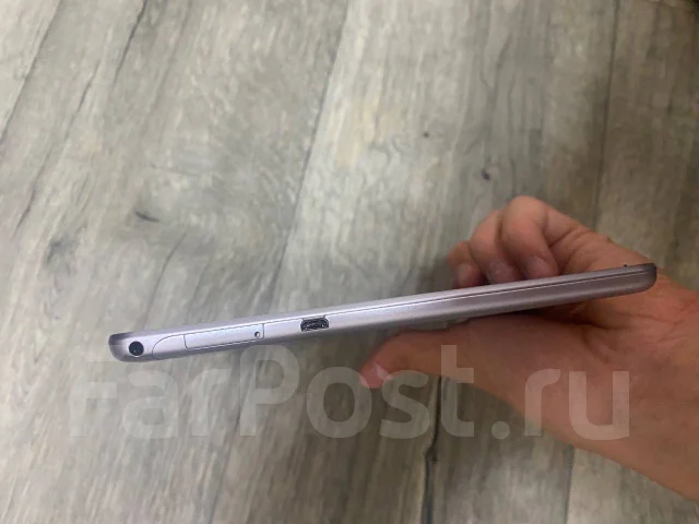Huawei. 8.4 ������, ������ 16 �� ����