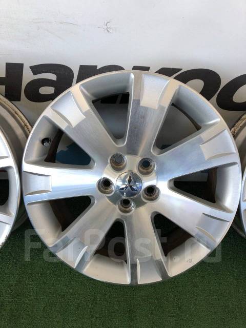 Mitsubishi. 7.5x18", 5x114.3, ET38,  67,1. 
