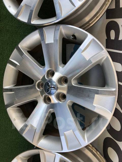 Mitsubishi. 7.5x18", 5x114.3, ET38,  67,1. 