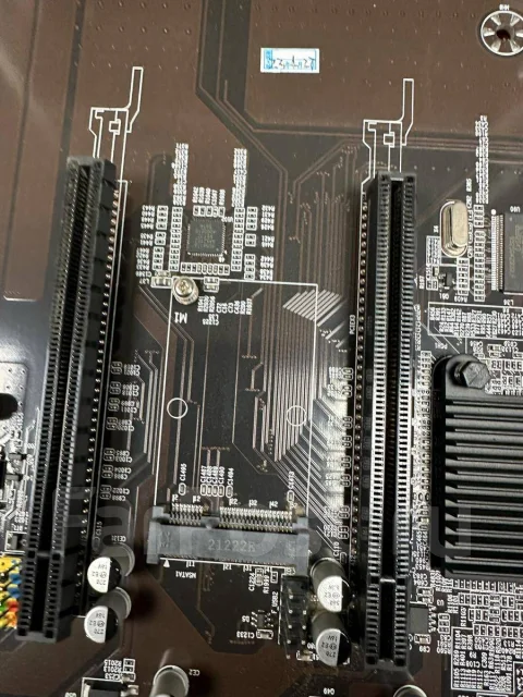 LGA2011 ����