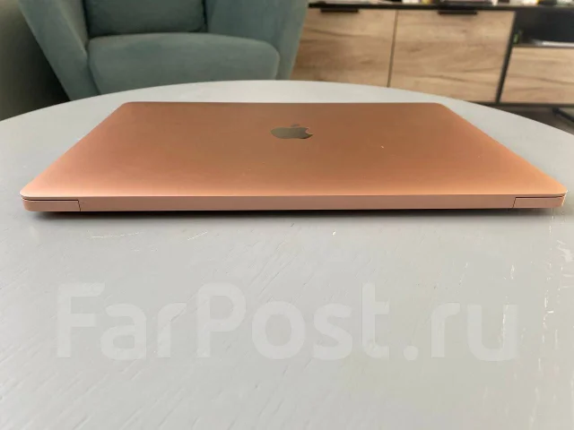 Apple MacBook Air 13 2018. 13.3", 1,6����, ��� 8 ��, ���� 128���, WiFi: 1, Bluetooth: 1, ����������� �� 5��. ����