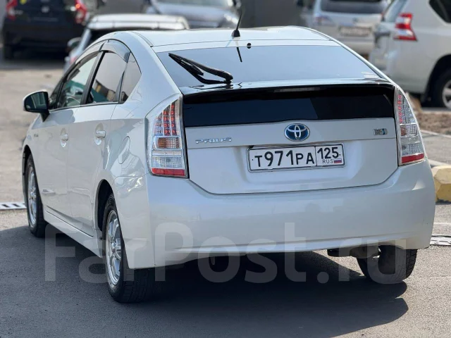 Toyota Prius. �������, ��������, 1.8 (99��.�.), ������, 170����. �� ����