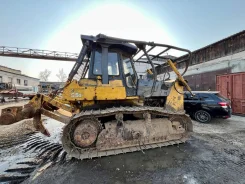 Komatsu D65E-12 ����