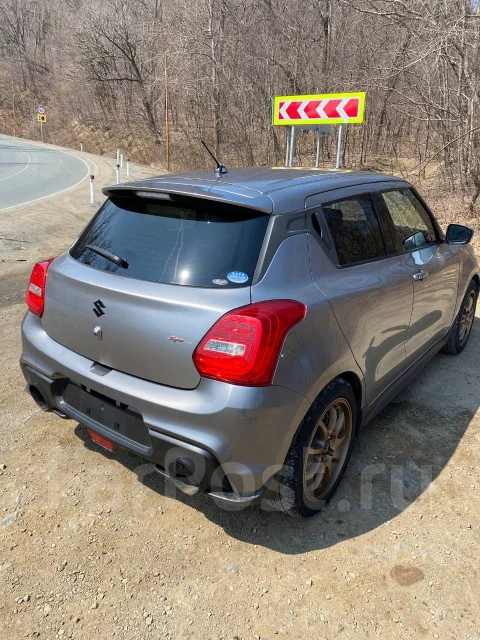Suzuki Swift. �������, ��������, 1.4 (140��.�.), ������, 85 000����. �� ����
