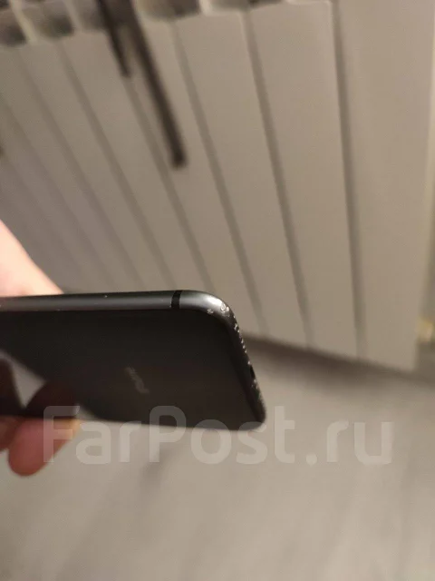Apple iPhone 8. �/�, 64 ��, �����, 4G LTE ����