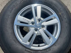 Daihatsu. 4.5x16", 4x100, ET45 ����