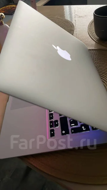 Apple MacBook Air 13 2017 Mid. 13.3", 1,8����, ��� 8 ��, ���� 128���, WiFi: 1, Bluetooth: 1 ����