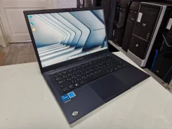 Asus ExpertBook. 14.1", 4,4����, ��� 8 ��, ���� 256���, WiFi: 1, Bluetooth: 1, ����������� �� 4��. ����