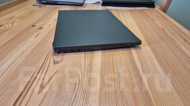 MSI Prestige 14 Evo. 14", 4,4����, ��� 16 ��, ���� 512���, WiFi: 1, Bluetooth: 1, ����������� �� 5��. ����