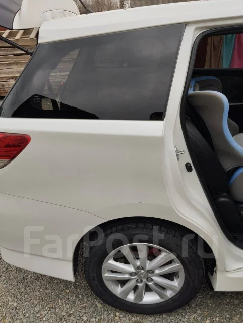 Toyota Wish. ��������, ��������, 1.0 (144��.�.), ������, 175 000����. �� ����