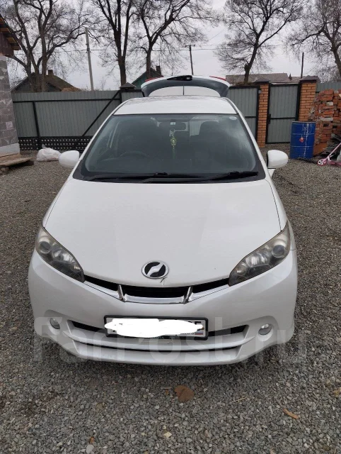 Toyota Wish. ��������, ��������, 1.0 (144��.�.), ������, 175 000����. �� ����