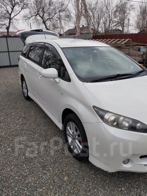 Toyota Wish. ��������, ��������, 1.0 (144��.�.), ������, 175 000����. �� ����