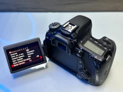 Canon EOS 70D Body ����