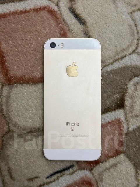 Apple iPhone SE. �/�, 32 ��, �������, 4G LTE ����