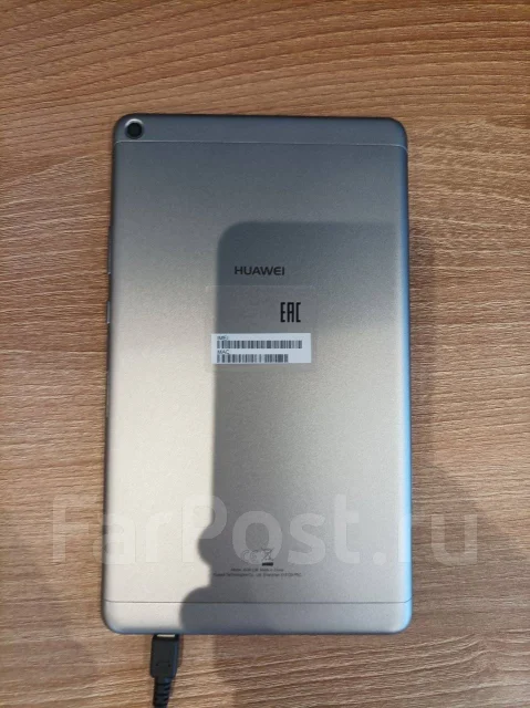 Huawei MediaPad T3. 8 ������, ������ 16 �� ����