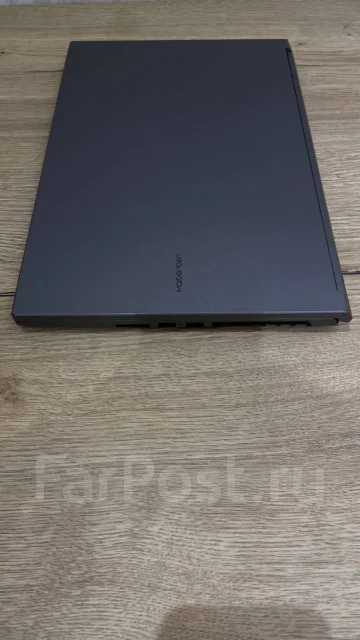 Maibenben X565. 15.6", 3,3����, ��� 16 ��, ���� 512���, WiFi: 1, Bluetooth: 1 ����